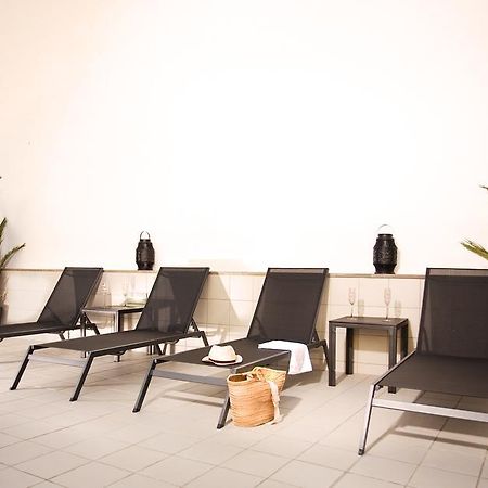 マラガUrbanliving Fajardoアパートメント エクステリア 写真